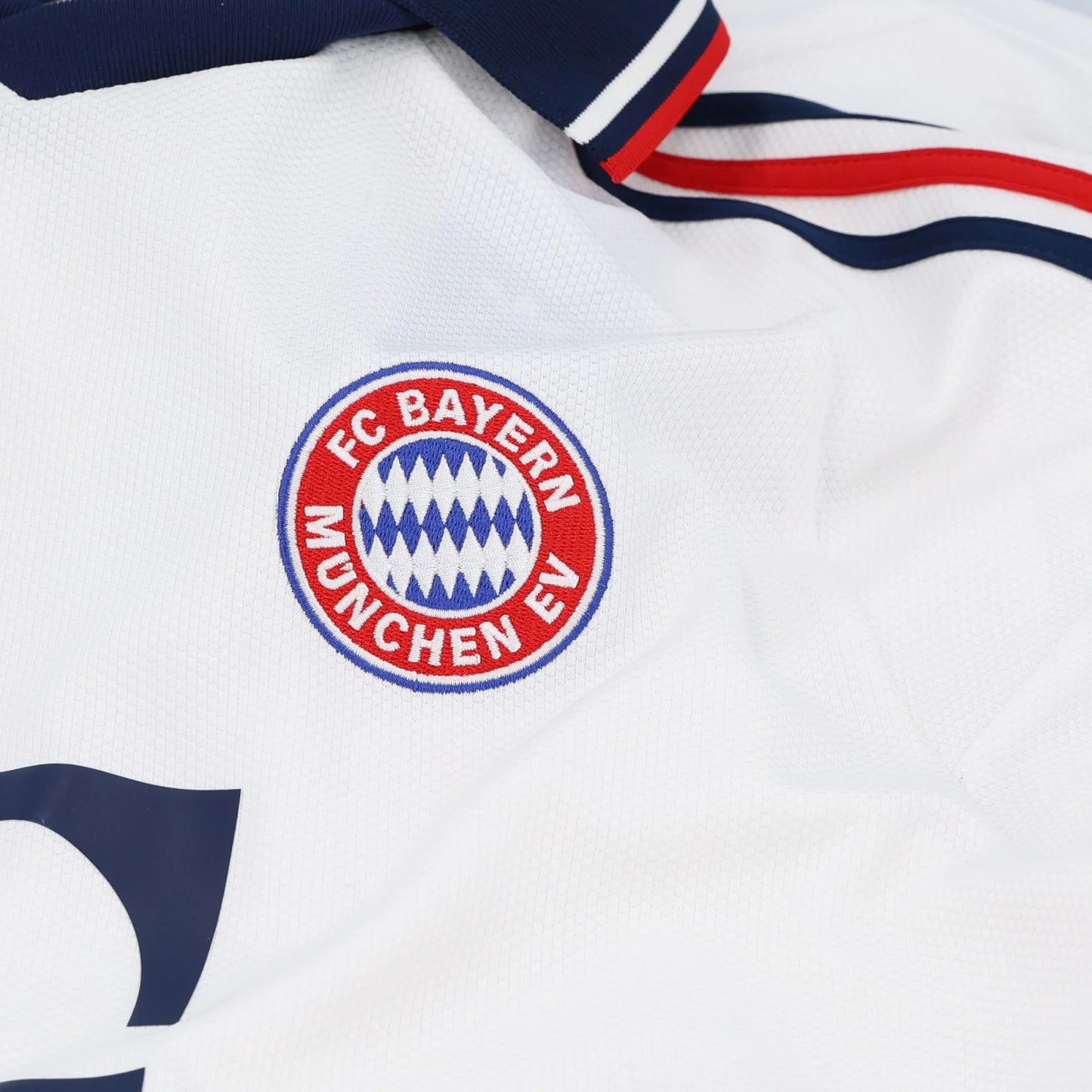Camisa Bayern de Munique 2026/2027 II Torcedor
