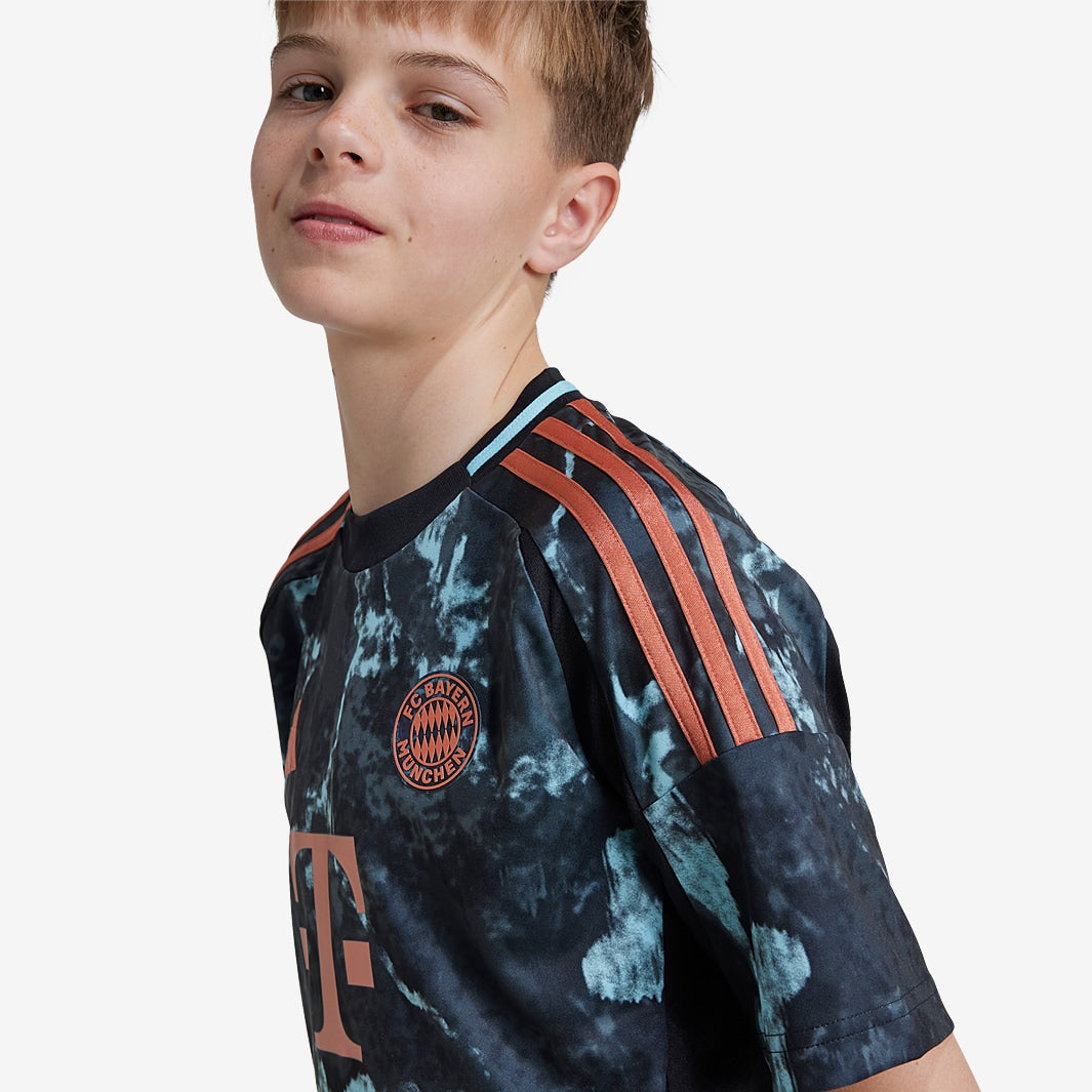 Conjunto Infantil Bayern de Munique 2024/25 II Torcedor